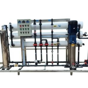 محطة تحلية مياه للمصانع الغذائية – الحل الأمثل لضمان جودة الإنتاج مع فلتر توب